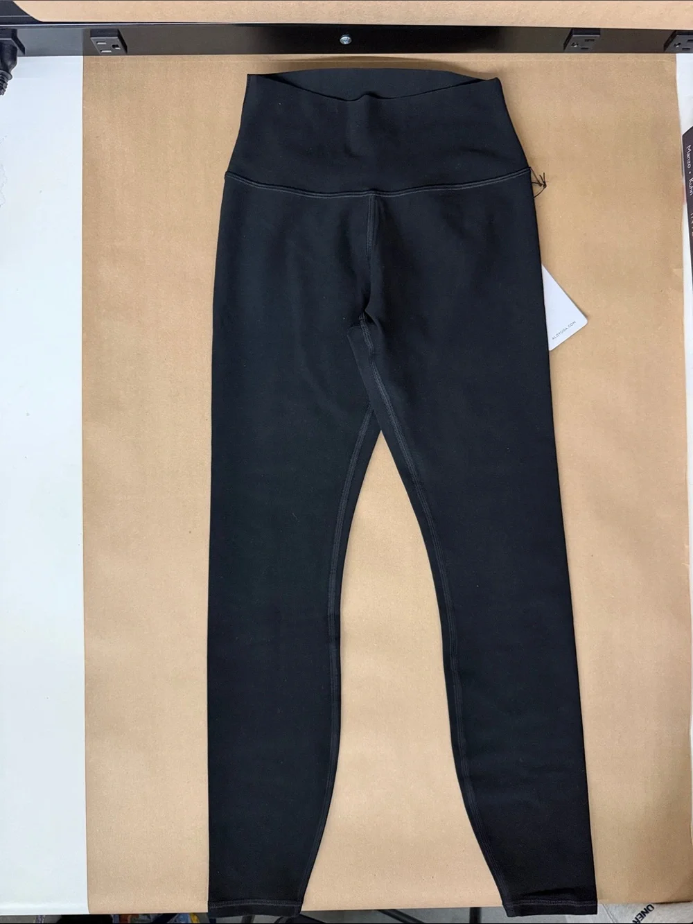 Alo Yoga Alosoft High-Waist 7/8 Highlight Legging